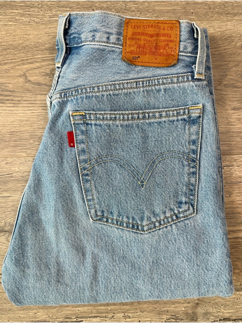 Levi’s Premium 501 Original Jeans Women’s W27 L30 Light Wash Straight Leg